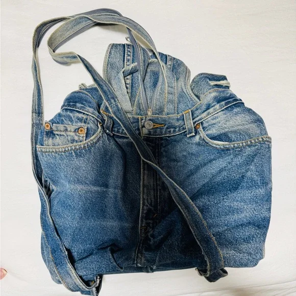 Levi's Classic Blue Jeans BACKPACK - Picture 5 of 7